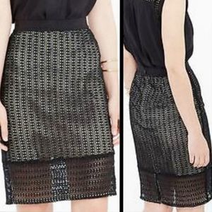 Ann Taylor diamond lace Crochet skirt black size 2